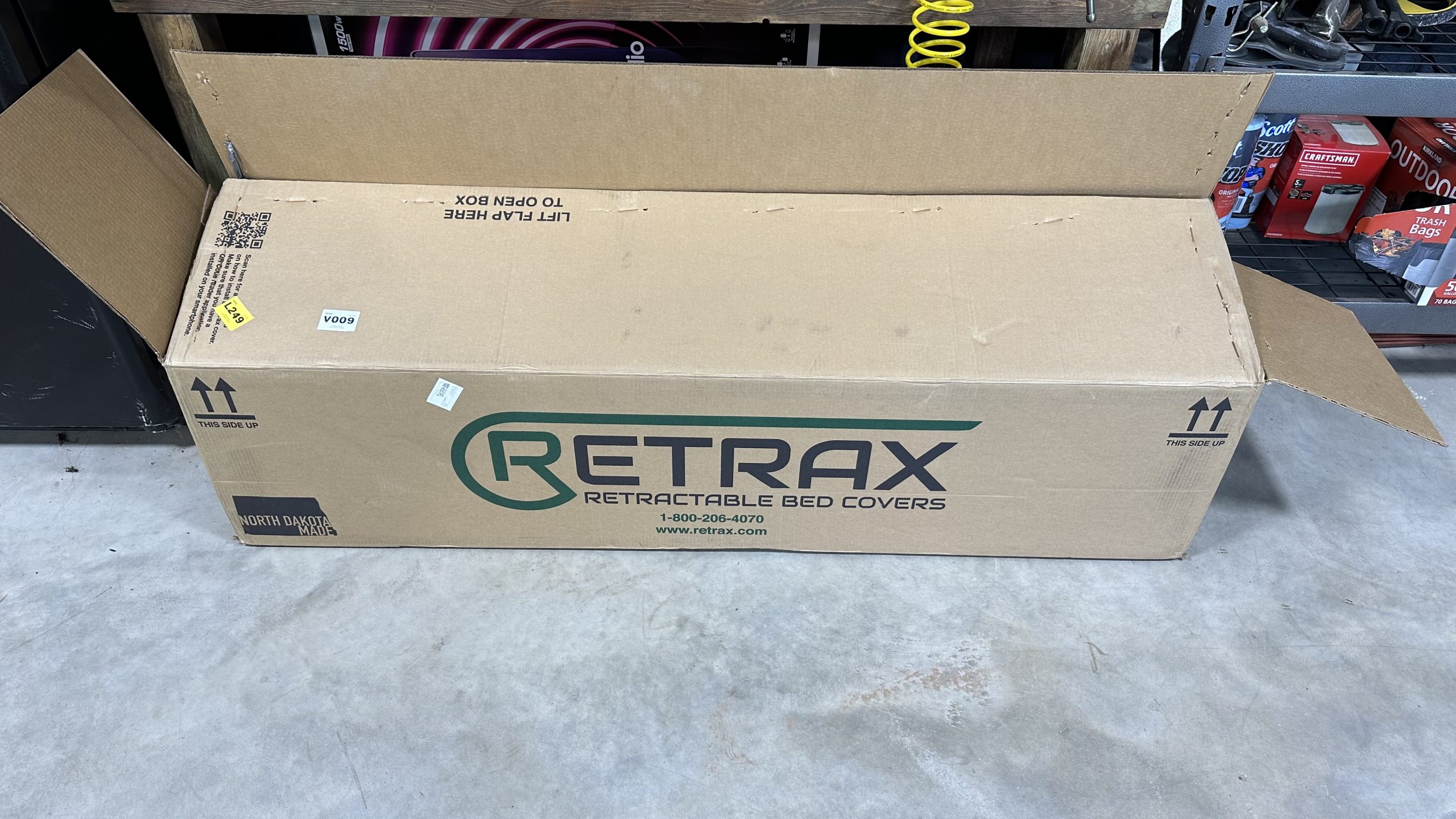 RETRAX PRO Bed Cover Install